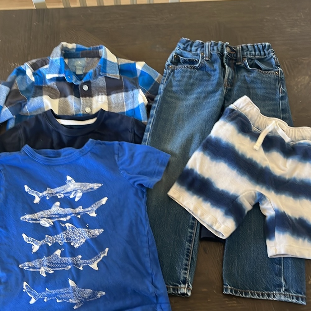 Gap kids bundle size 5/XS
